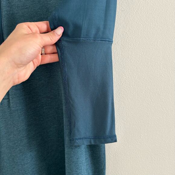 Lululemon Spin City Long Sleeve 1/4 Zip Top in Teal - Picture 5 of 7